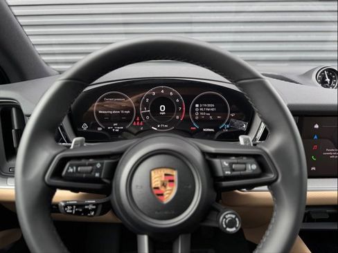New 2026 Porsche Cayenne image 20