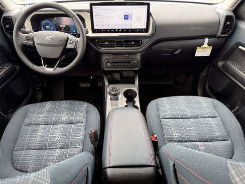 New 2025 Ford Bronco Sport Heritage w/ Convenience Package image 39