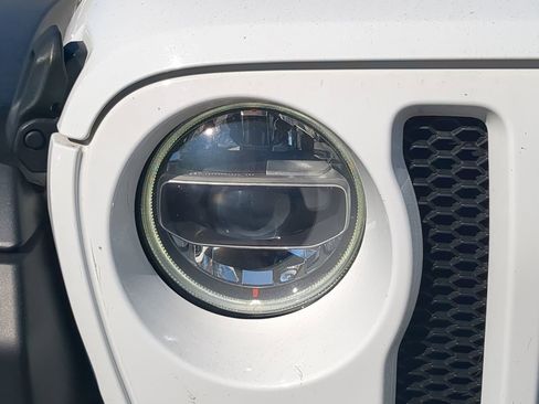 Used 2022 Jeep Wrangler Unlimited Sport image 10