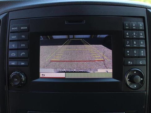 Used 2016 Mercedes-Benz Metris Passenger image 16