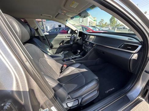 Used 2018 Kia Optima EX image 18