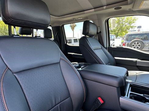New 2026 Ford F250 Lariat w/ Black Appearance Package AWD/4WD image 18