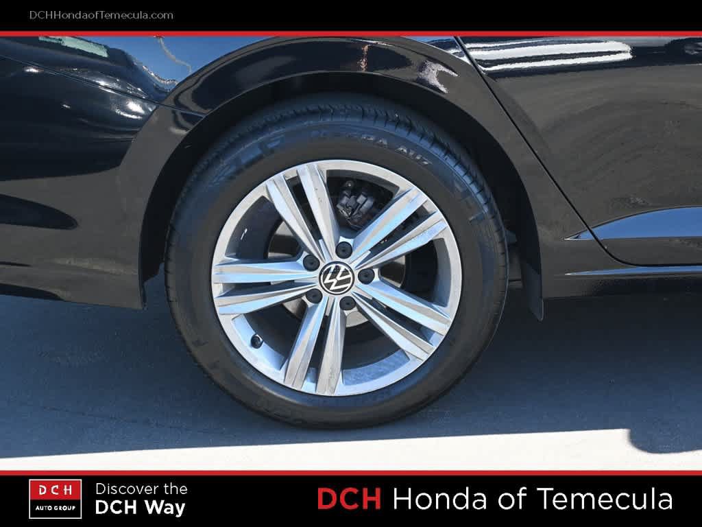Used 2024 Volkswagen Jetta SE FWD image 24