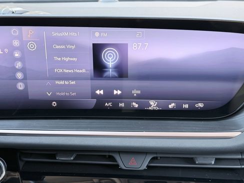New 2026 Buick Envision Sport Touring AWD/4WD image 31