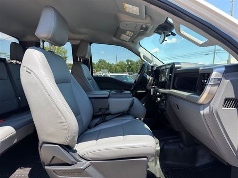 Used 2025 Ford F250 XL AWD/4WD image 26