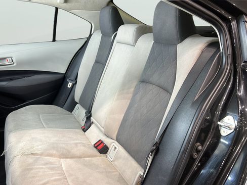 Used 2020 Toyota Corolla LE w/ Carpet Mat Package (TMS) image 36