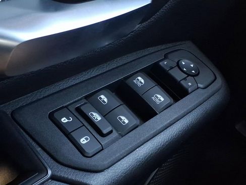 Used 2025 RAM 1500 Classic Warlock AWD/4WD image 21