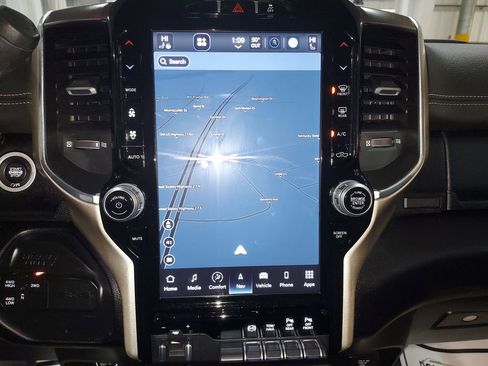 Used 2024 RAM 2500 Laramie image 24