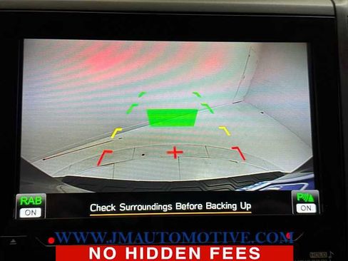 Used 2022 Subaru Forester Touring image 31