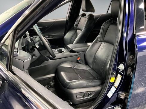 Used 2021 Toyota Venza XLE w/ Softex Package AWD/4WD image 19