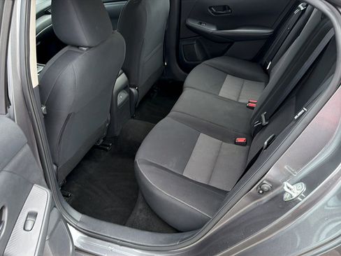 Used 2024 Nissan Sentra SV FWD image 10