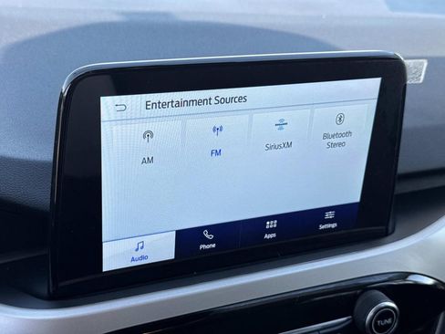 Certified 2022 Ford Escape SE image 13