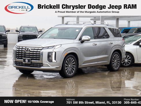 Used 2023 Hyundai Palisade Calligraphy image 1