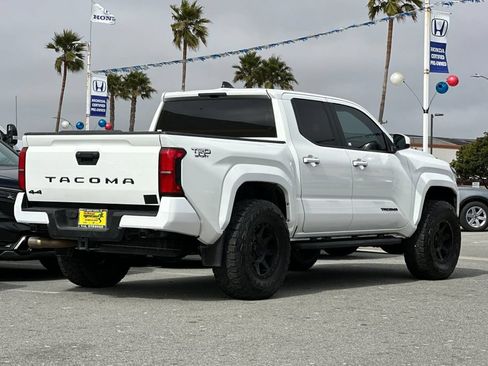 Used 2024 Toyota Tacoma TRD Sport AWD/4WD image 3