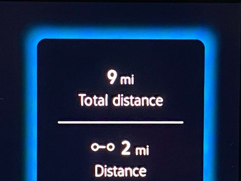 New 2025 Volkswagen Tiguan SE image 18