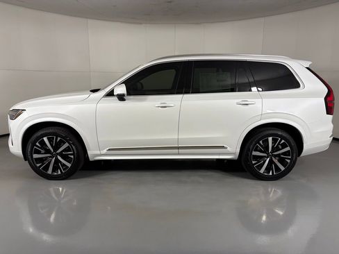 New 2026 Volvo XC90 B5 Core AWD/4WD image 5