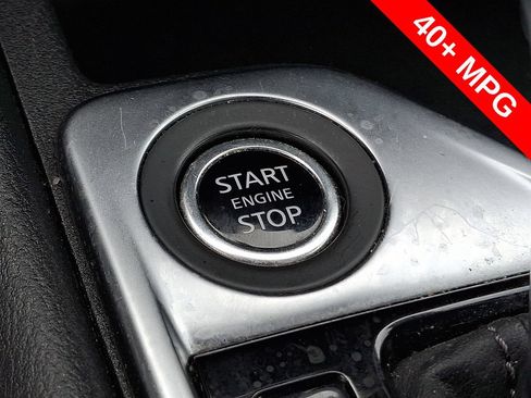 Used 2024 Nissan Sentra SV FWD image 21