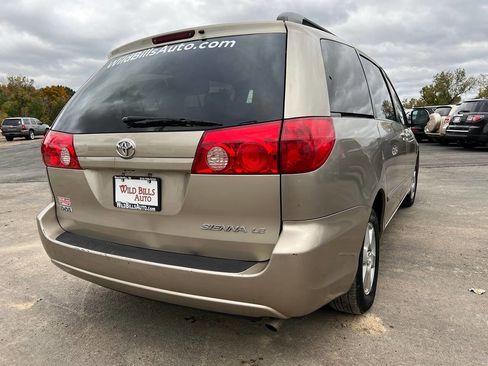 Used 2009 Toyota Sienna LE image 6