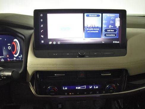 Certified 2025 Nissan Rogue SL AWD/4WD image 19