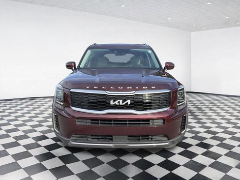 Used 2022 Kia Telluride S FWD image 2