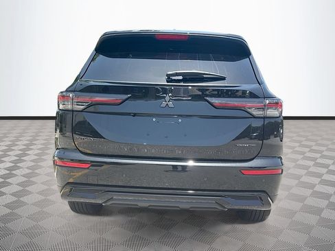 New 2026 Mitsubishi Outlander SE FWD image 6