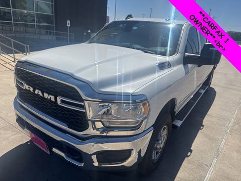 Used 2024 RAM 2500 Tradesman w/ Chrome Appearance Group image 4