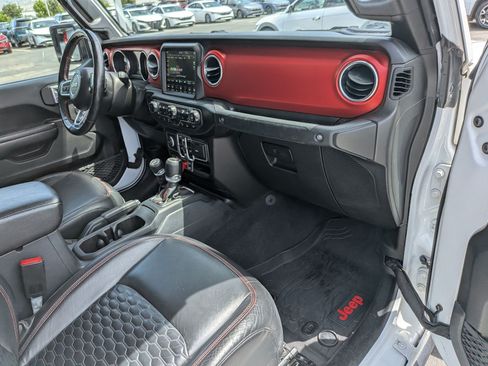 Used 2021 Jeep Gladiator Rubicon AWD/4WD image 34