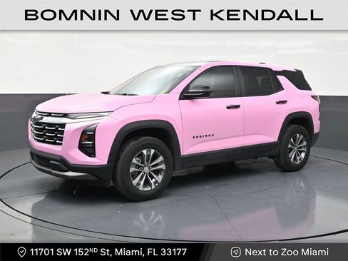 Used 2025 Chevrolet Equinox LT FWD image 1