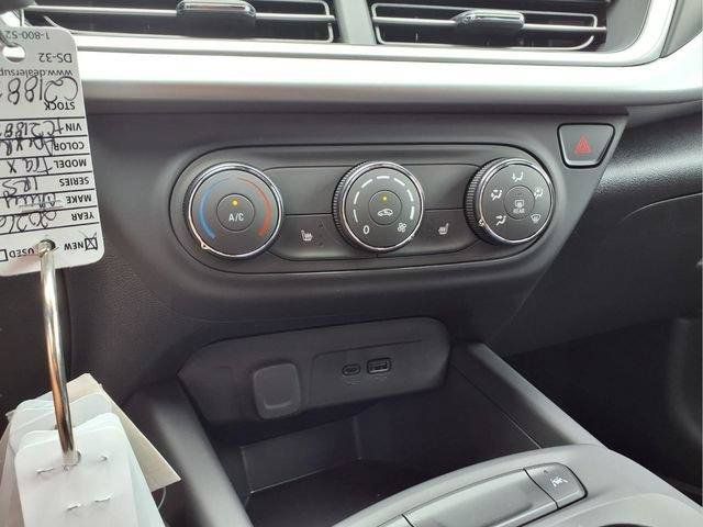 New 2026 Chevrolet Trax RS w/ Driver Confidence Package FWD image 20