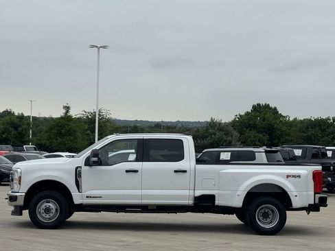 Used 2024 Ford F350 XLT w/ FX4 Off-Road Package AWD/4WD image 3