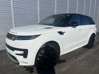New 2025 Land Rover Range Rover Sport Dynamic SE video 1