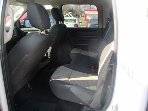 Used 2012 RAM 1500 ST w/ SXT Appearance Group AWD/4WD image 9