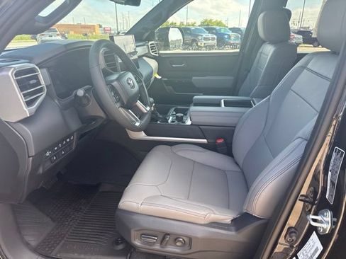 New 2026 Toyota Tundra Limited AWD/4WD image 14