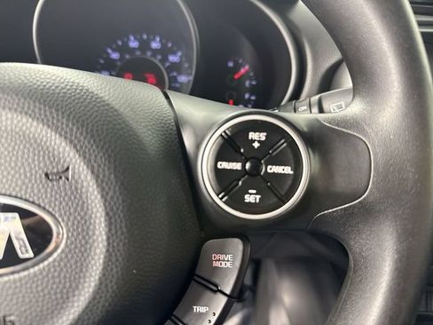 Used 2019 Kia Soul w/ Convenience Package FWD image 13