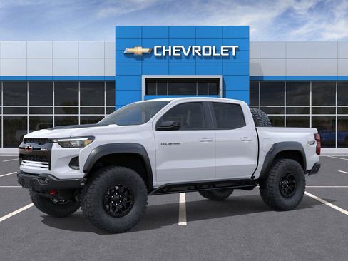 New 2026 Chevrolet Colorado ZR2 w/ ZR2 Bison Edition AWD/4WD image 2