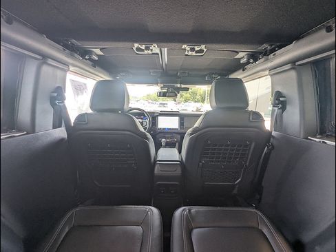 Used 2025 Ford Bronco Badlands AWD/4WD image 24