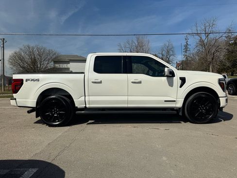 Used 2025 Ford F150 Platinum w/ Equipment Group 702A High AWD/4WD image 4