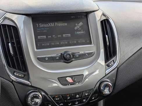 Used 2018 Chevrolet Cruze LT w/ LT Fleet Convenience Package image 14