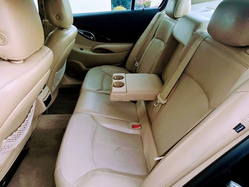 Used 2013 Buick LaCrosse Touring FWD image 17