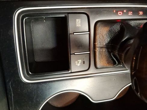 Used 2017 Kia Sorento EX image 25