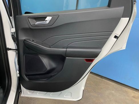 New 2026 Ford Escape ST-Line w/ Cold Weather Package image 40