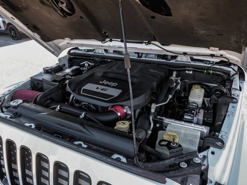 Used 2015 Jeep Wrangler Unlimited Sahara w/ Quick Order Package 24X image 49