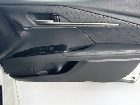 Used 2026 Toyota Camry XSE FWD image 31