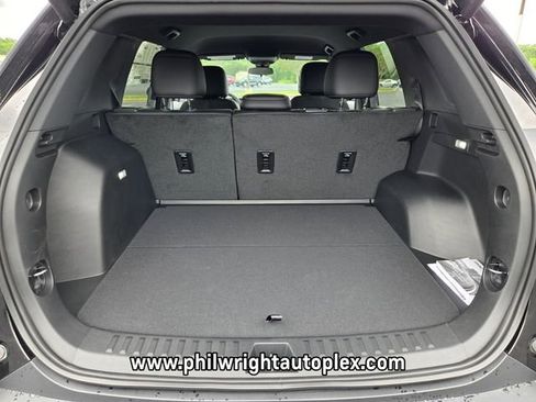 New 2026 GMC Terrain Elevation w/ Elevation Premium Package FWD image 17