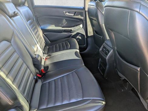 Used 2016 Ford Edge SEL w/ Equipment Group 201A image 18