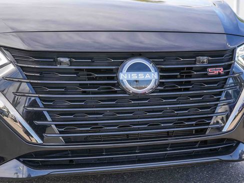 Used 2024 Nissan Sentra SR FWD image 6