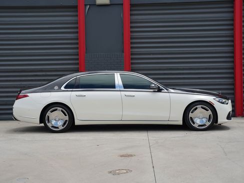 Used 2021 Mercedes-Benz Maybach S 580 4MATIC image 5