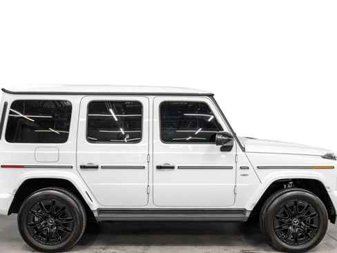 Used 2025 Mercedes-Benz G 580 w/ EQ Technology image 2