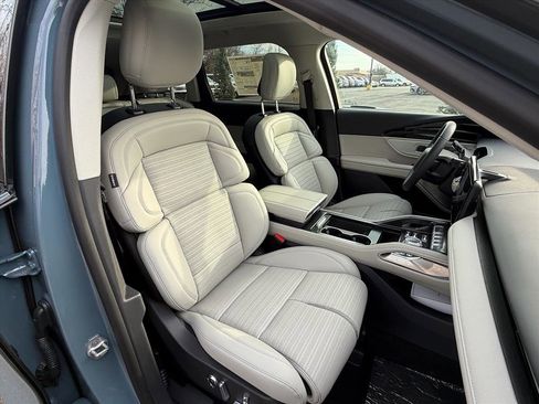 New 2026 Lincoln Nautilus Reserve image 12