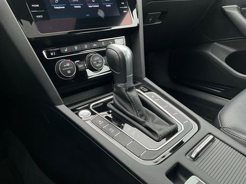 Used 2019 Volkswagen Arteon SEL Premium image 18
